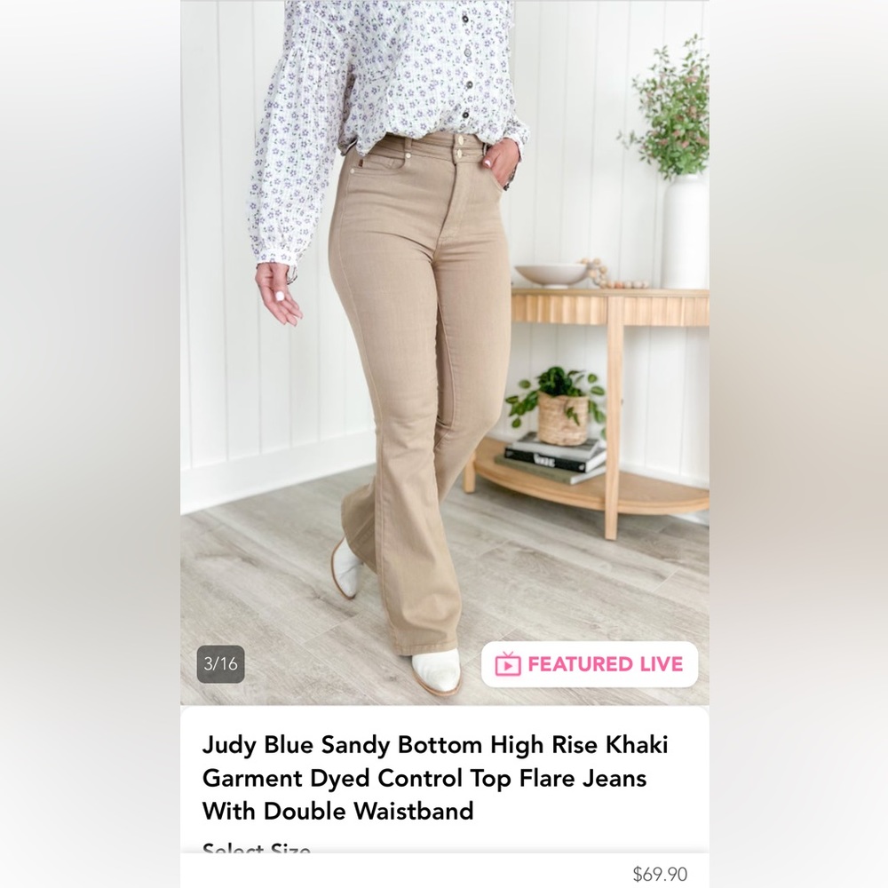 NWT Judy Blue Sandy Bottom high waisted double button jeans, flare bottom